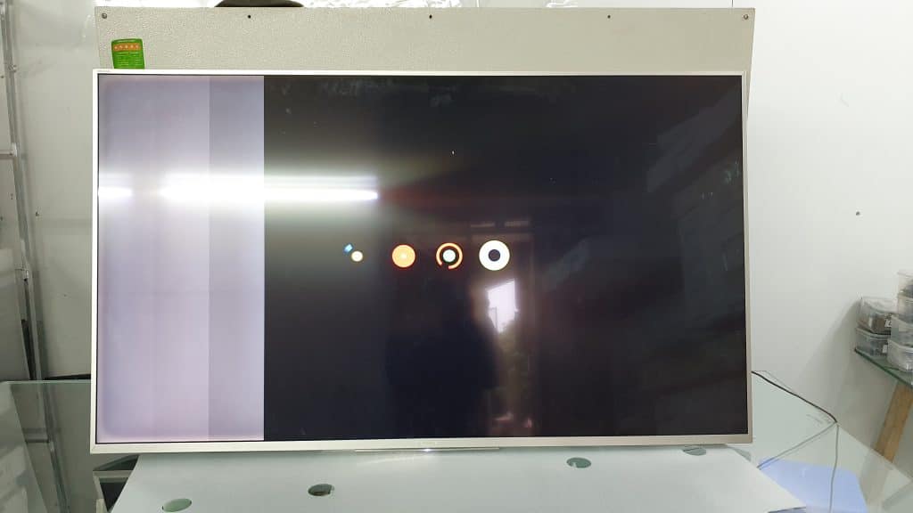 man hinh tivi sony bi soc 